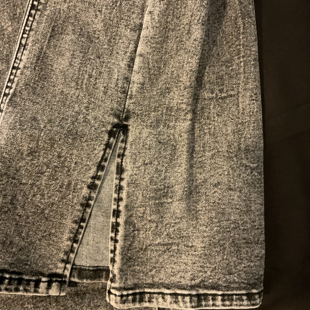 Fashion Nova Side Slit Stretch Slim Bootcut Jeans - Black Wash - Picture 6 of 8